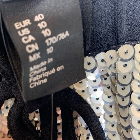 SOLD.  H&M sequin drawstring shorts champagne gold - Picture 3 of 4